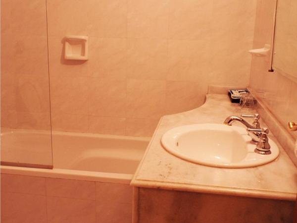 Hotel Rey : photo 5 de la chambre chambre triple supérieure