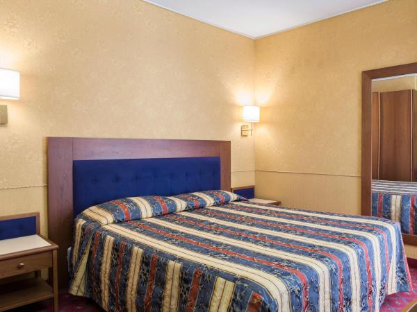 Hotel Des Etrangers : photo 8 de la chambre chambre double supérieure