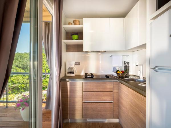 Valamar Camping Krk : photo 5 de la chambre bella vista home for 4+2 spectacular seaview