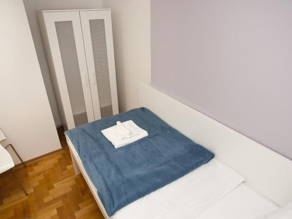 Paw Rooms : photo 7 de la chambre chambre simple avec salle de bains commune