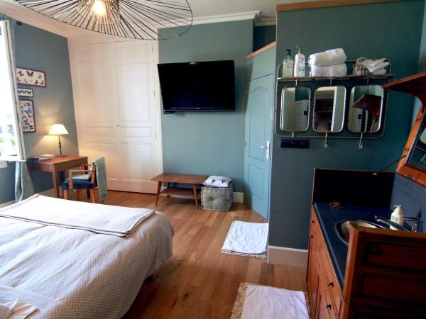 La Lambertine & Spa : photo 4 de la chambre chambre double avec salle de bains privative