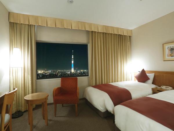 Dai-ichi Hotel Ryogoku : photo 4 de la chambre chambre lits jumeaux premium - vue sur skytree - non-fumeurs 