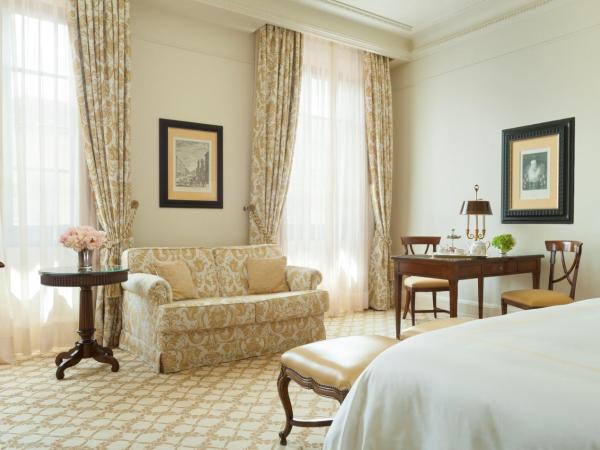 Four Seasons Hotel Firenze : photo 7 de la chambre chambre lit king-size deluxe