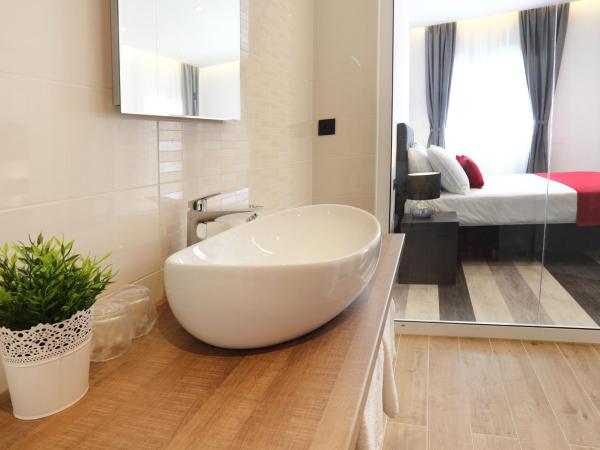 Villa M : photo 4 de la chambre chambre double deluxe avec balcon