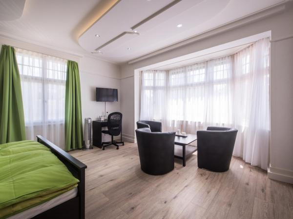 Max Aviation Villa & Apartments : photo 5 de la chambre suite junior de luxe - villa
