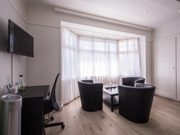 Max Aviation Villa & Apartments : photo 6 de la chambre suite junior de luxe - villa