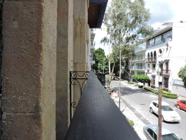 Capsule Hostel : photo 6 de la chambre lit dans dortoir pour hommes de 8 lits