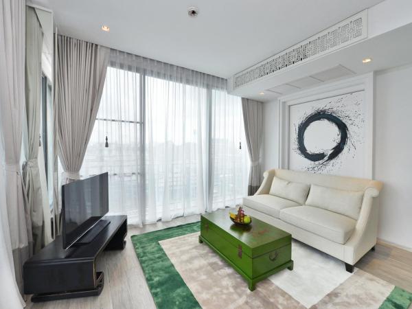 Riva Arun Bangkok : photo 10 de la chambre suite riva avec jacuzzi arun premium