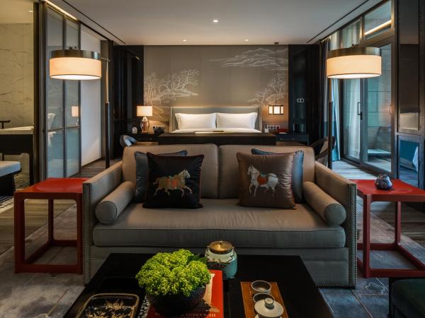 JiuTai Hotel Hangzhou : photo 4 de la chambre river view open-plan suite king