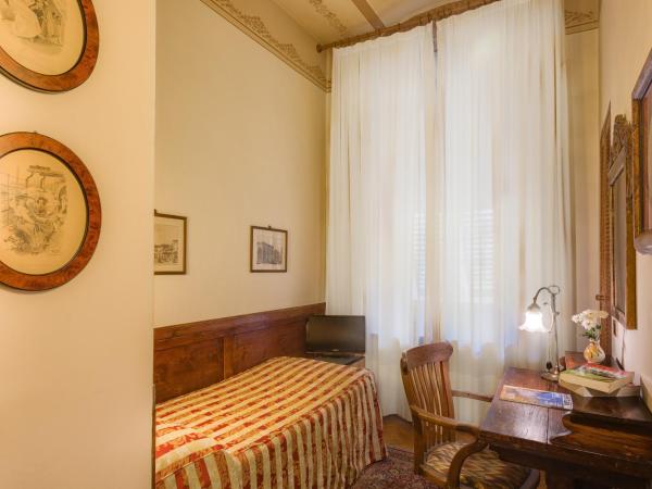 Guest House Morandi : photo 9 de la chambre chambre simple
