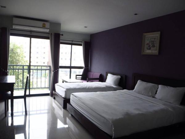 The Sun Terrace : photo 1 de la chambre chambre triple