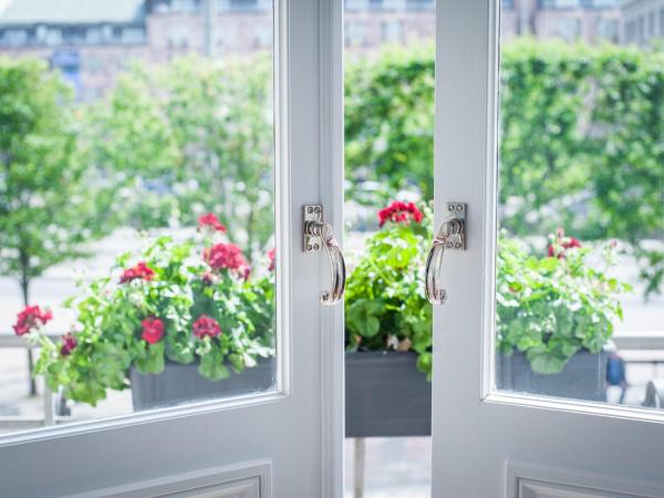 Hotel Eggers : photo 1 de la chambre chambre double supérieure avec balcon