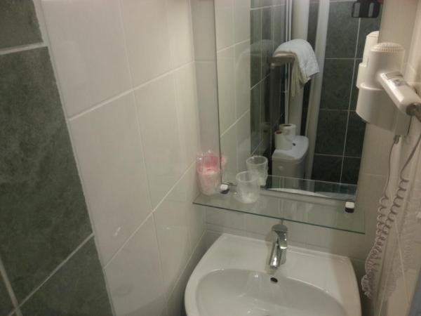 Hipotel Paris Bastille Saint Antoine : photo 8 de la chambre chambre double standard