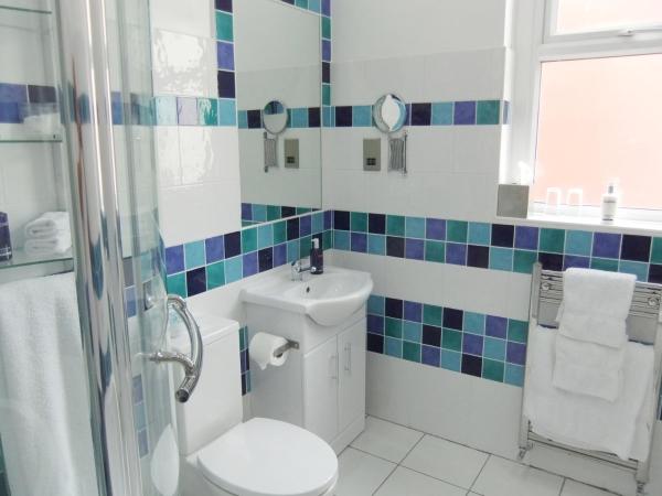 FourRooms - Couples Only : photo 6 de la chambre superior super king room - summer