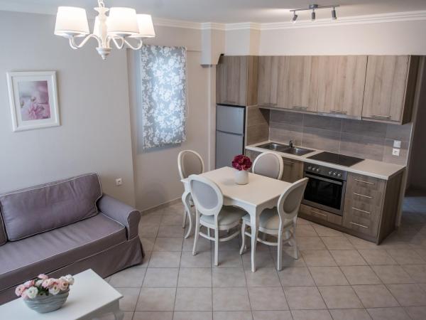 Lefkadio Suites : photo 2 de la chambre suite avec jacuzzi