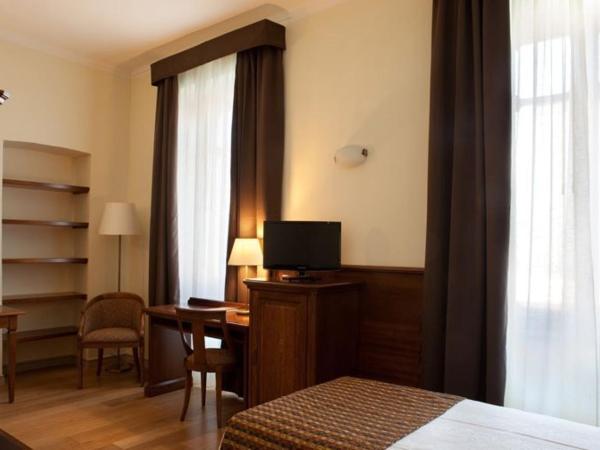 Hotel & Residence Torino Centro - Stazione Porta Susa : photo 2 de la chambre chambre simple