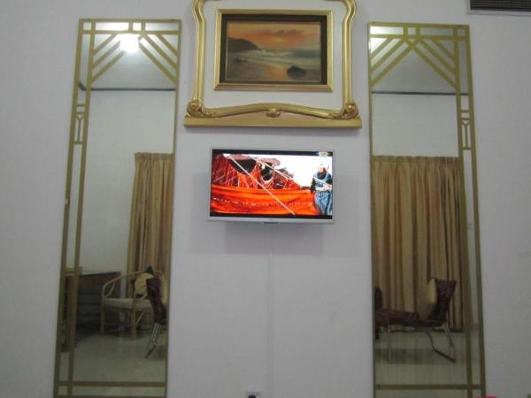 Qurum Beach Hotel : photo 2 de la chambre suite deluxe