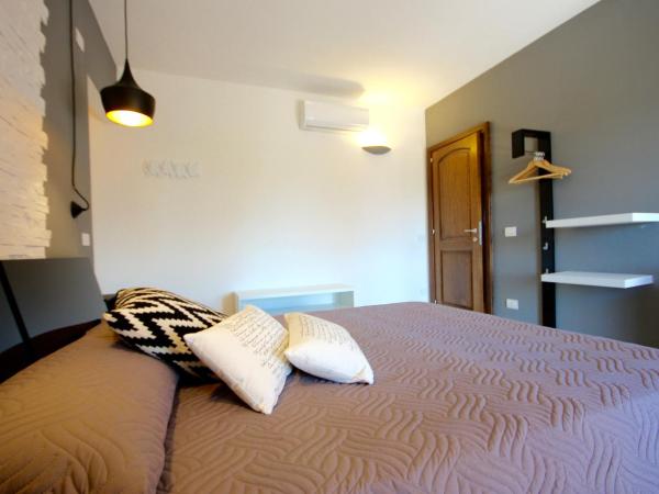 Park 20 Guesthouse : photo 8 de la chambre chambre double avec terrasse ou jardin 