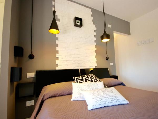 Park 20 Guesthouse : photo 9 de la chambre chambre double avec terrasse ou jardin 
