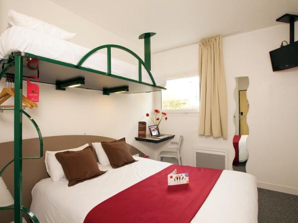 Hotel Cerise Nancy : photo 1 de la chambre chambre triple