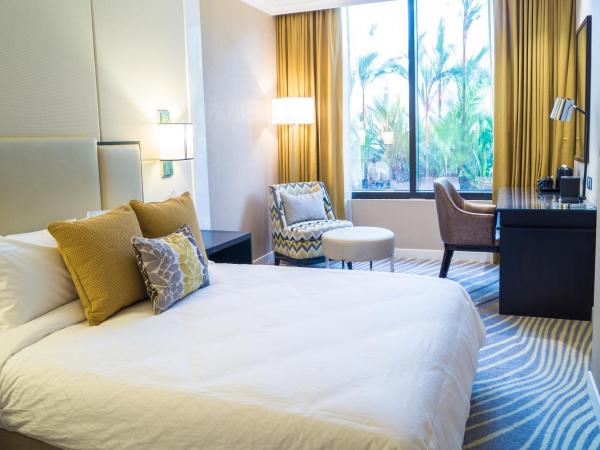 Ambassador Transit Hotel - Terminal 2 : photo 3 de la chambre chambre simple avec salle de bains privative - forfait 12 heures