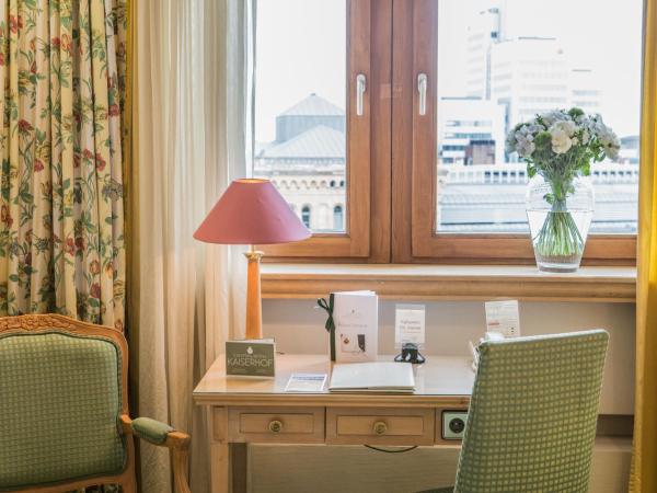 Central-Hotel Kaiserhof : photo 3 de la chambre chambre double standard