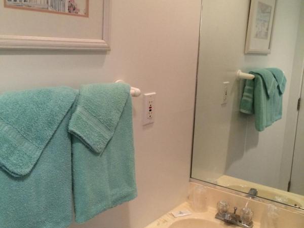 Angie's Guest Cottage : photo 3 de la chambre studio standard