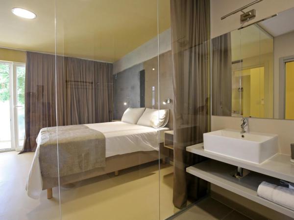 Kai Boutique Studio & Rooms : photo 6 de la chambre chambre double deluxe avec balcon