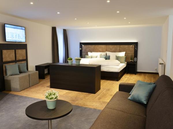 UHU Gästehaus Superior : photo 2 de la chambre mehrbettzimmer - untergeschoss