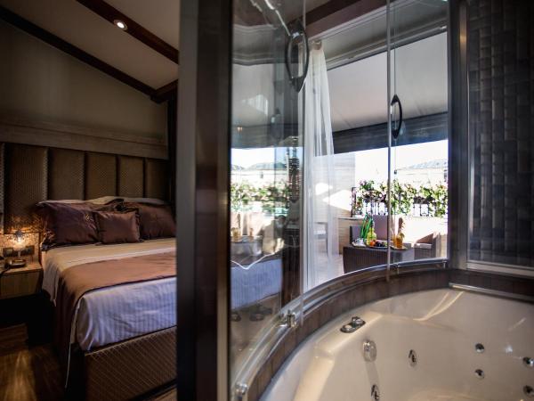 Bonne Sante Hotel : photo 3 de la chambre suite prestige avec terrasse et jacuzzi