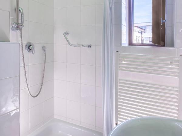Hotel Lunik : photo 4 de la chambre chambre double ou lits jumeaux