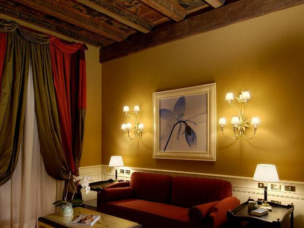 Hotel Corona d'Oro : photo 7 de la chambre suite deluxe