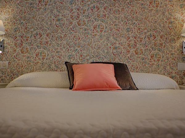 Hotel Malaga Picasso : photo 9 de la chambre chambre double ou lits jumeaux supérieure - vue sur piscine