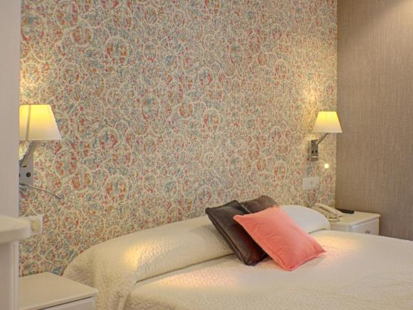 Hotel Malaga Picasso : photo 10 de la chambre chambre double ou lits jumeaux supérieure - vue sur piscine