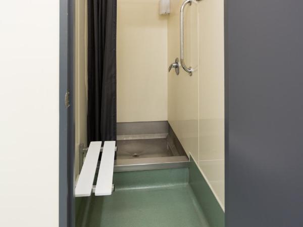 Urbanz : photo 5 de la chambre lit dans dortoir avec 8 lits superposés