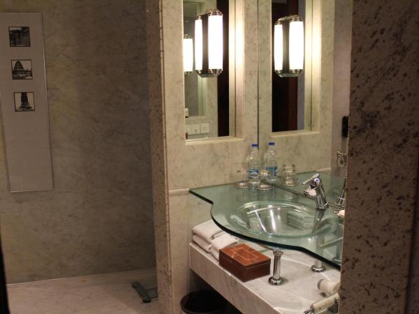 Hyatt Regency Kolkata : photo 4 de la chambre suite lit king-size