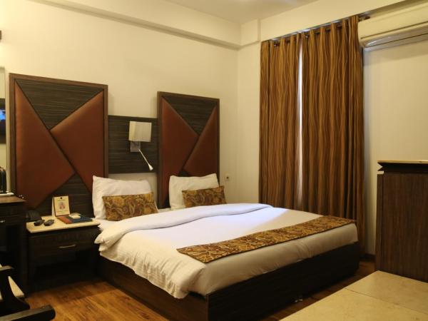 Hotel Sunstar Heights : photo 5 de la chambre petite chambre double ou lits jumeaux