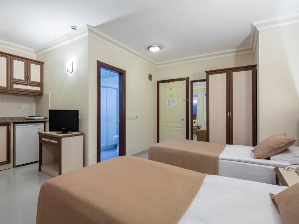 May Flower Apart Hotel : photo 5 de la chambre studio avec balcon