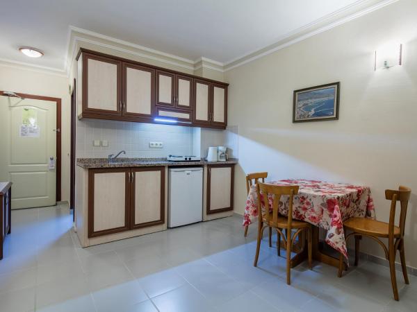 May Flower Apart Hotel : photo 4 de la chambre appartement standard avec balcon