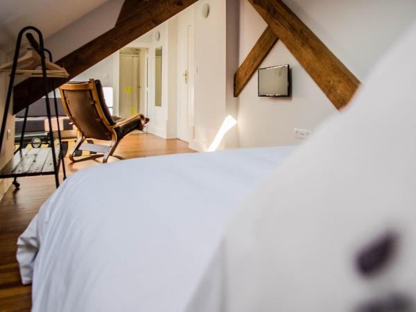 Dona Emília Guest House & Studio Apartment Building : photo 6 de la chambre suite standard