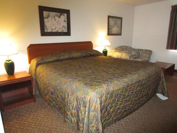 Hospitality Inn : photo 1 de la chambre chambre lit king-size