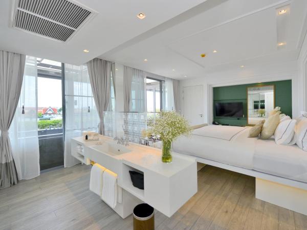 Riva Arun Bangkok : photo 1 de la chambre grand hébergement de luxe avec jacuzzi - riva arun