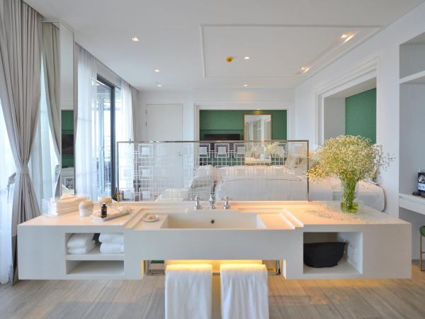 Riva Arun Bangkok : photo 5 de la chambre grand hébergement de luxe avec jacuzzi - riva arun