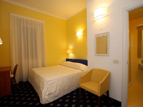 My Hotel Milano : photo 7 de la chambre chambre double ou lits jumeaux
