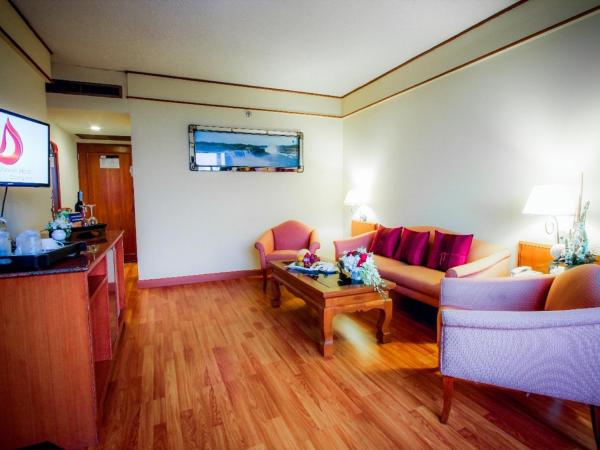 Duangtawan Hotel Chiang Mai -SHA Extra Plus : photo 10 de la chambre junior suite (free airport pick-up)