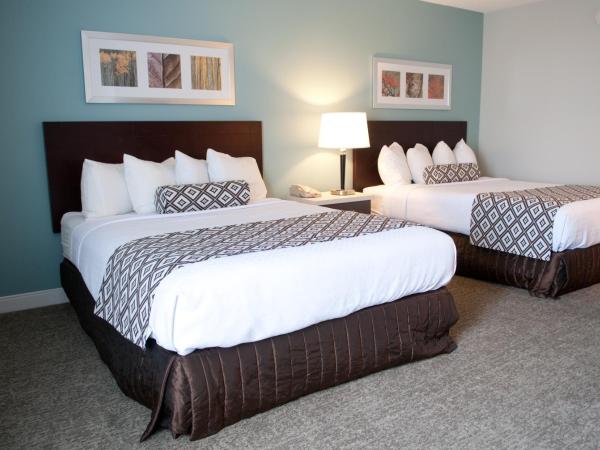 Crowne Plaza Hotel and Suites Pittsburgh South, an IHG Hotel : photo 1 de la chambre chambre queen avec 2 lits queen-size- adaptée aux personnes malentendantes/non-fumeurs