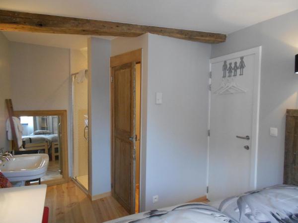 BnB City : photo 7 de la chambre petite chambre lits jumeaux