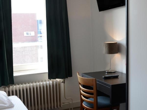 Hotel Benno : photo 4 de la chambre chambre simple avec salle de bains commune