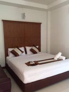 Lanta Paradise Beach Resort : photo 4 de la chambre chambre double standard