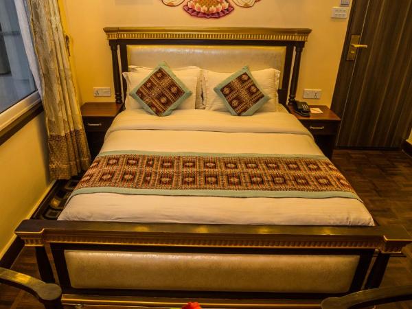 Hotel Encounter Nepal & Spa : photo 5 de la chambre deluxe double room - 15% off on food and beverage, 15% off spa, 24 hour check in and free welcome drink 